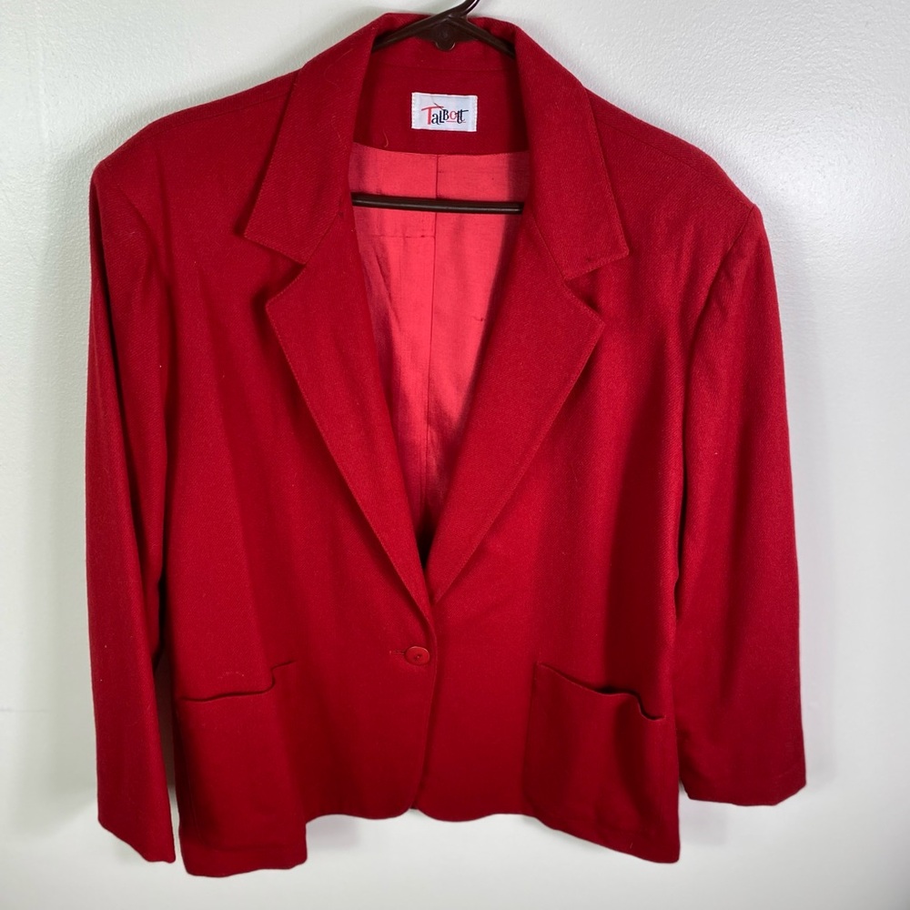 Talbott women’s Vintage Sz M/L Red buttoned lined 100% Wool Blazer